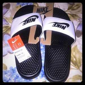 Man Nike sandals
